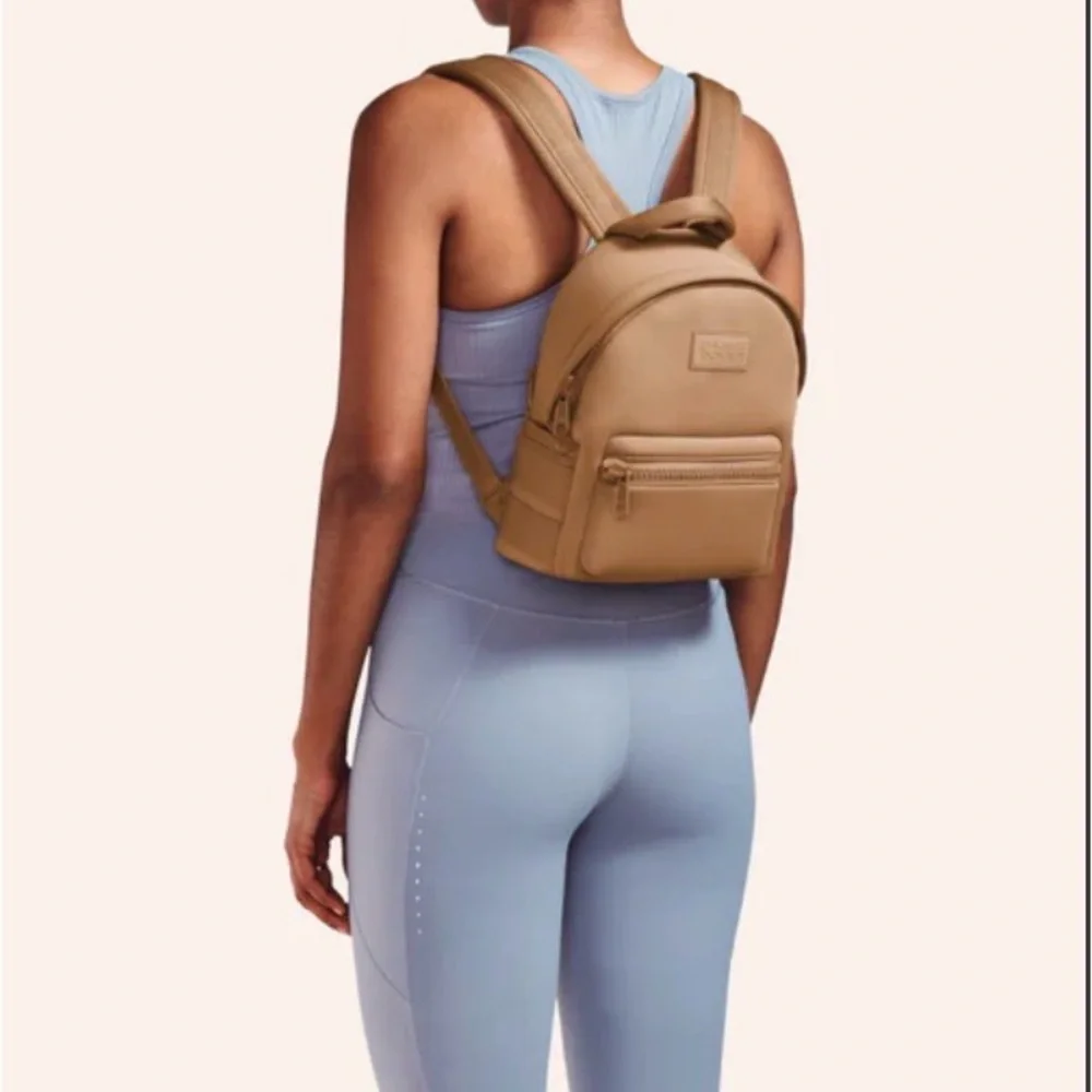NWT Dagne Dover Small Dakota Neoprene Backpack – Limited Edition Wild Rose Pink - Picture 8 of 9